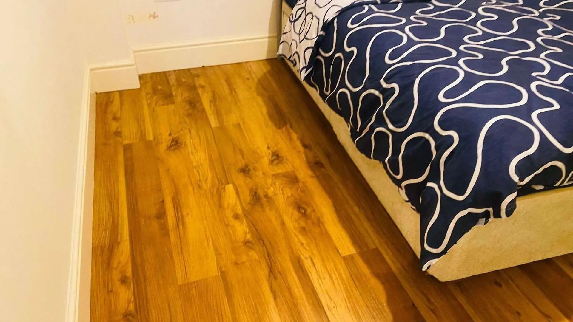 Modern Apt 3 Bedrooms Near Dundrum Dublin 0*,  Ireland